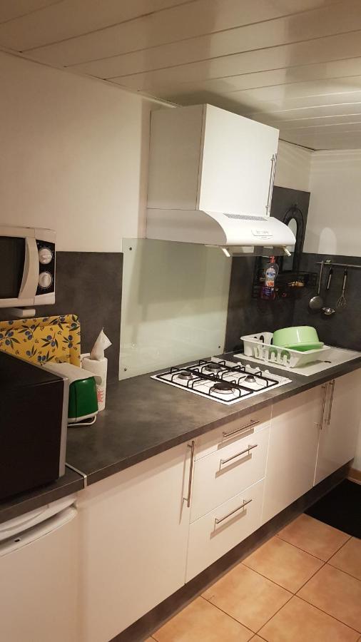 Appartement Meuble Bord De Mer Fos Sur Mer Fos-sur-Mer Kültér fotó
