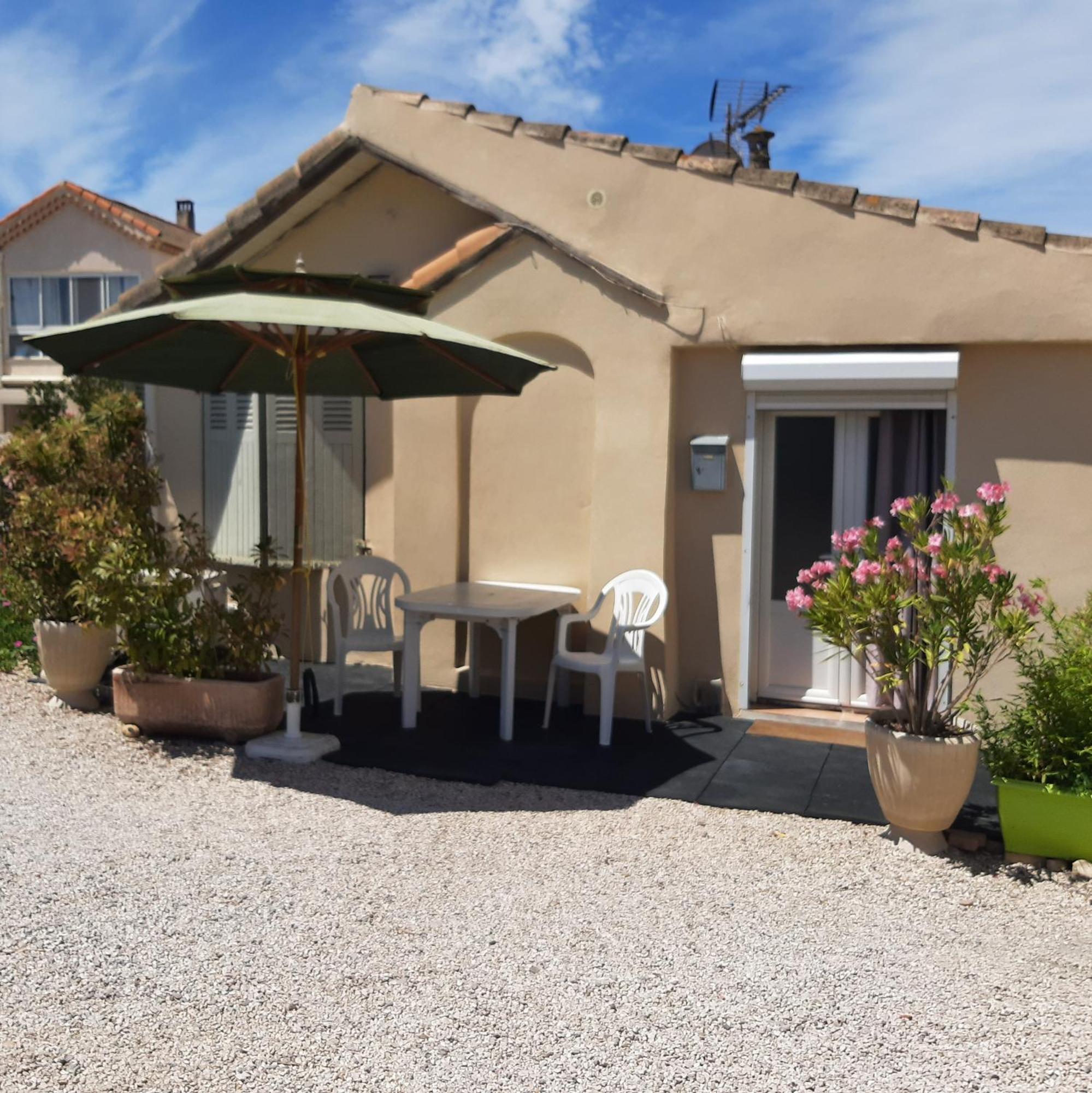 Appartement Meuble Bord De Mer Fos Sur Mer Fos-sur-Mer Kültér fotó